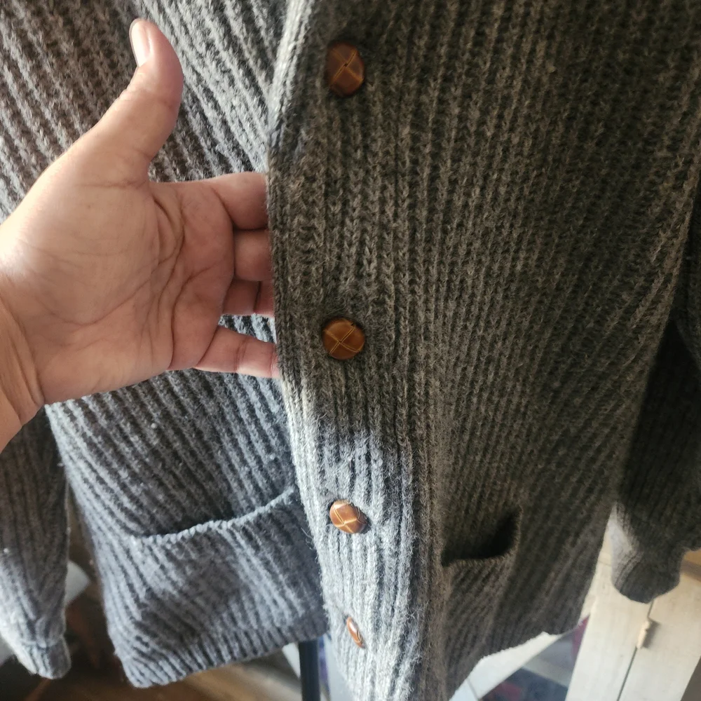 Pringle of Scotland Ribbed Wool Shawl Collar Cardigan | Heritage Button Sweater - Picture 6 of 9